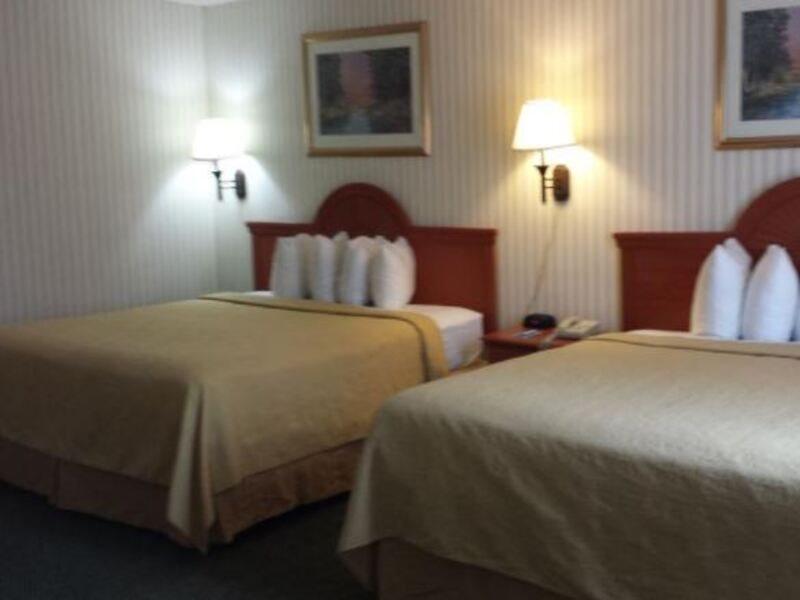 Rodeway Inn Joint Base Andrews Area Кэмп Спрингс Экстерьер фото