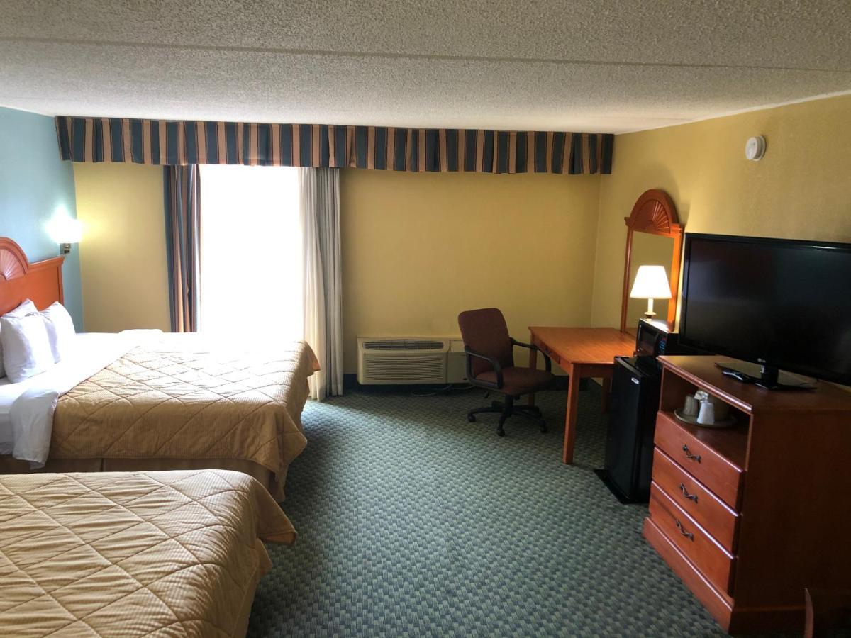 Rodeway Inn Joint Base Andrews Area Кэмп Спрингс Экстерьер фото