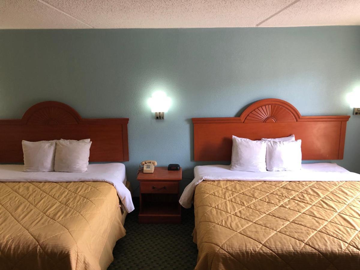 Rodeway Inn Joint Base Andrews Area Кэмп Спрингс Экстерьер фото