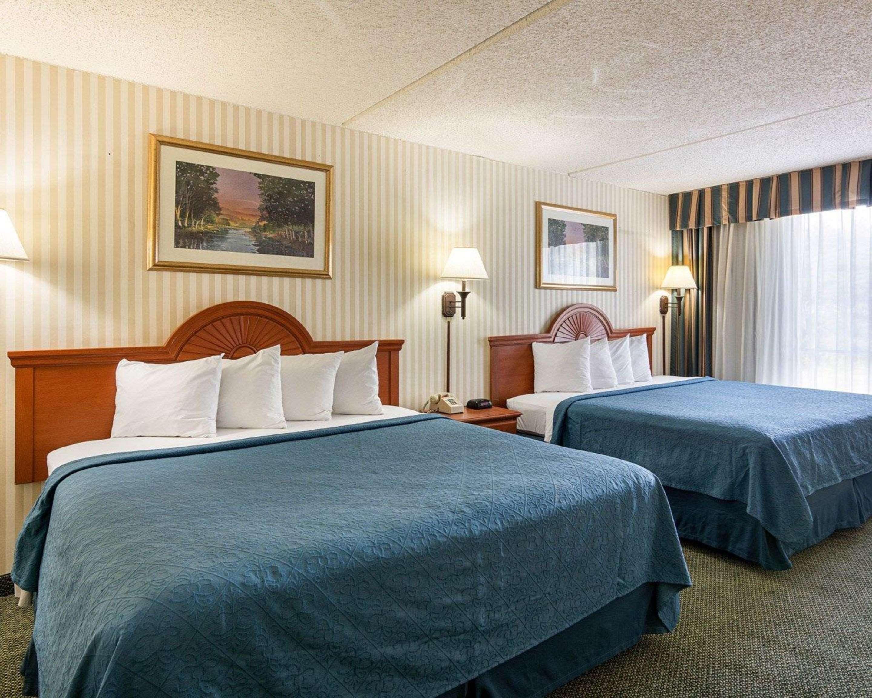 Rodeway Inn Joint Base Andrews Area Кэмп Спрингс Экстерьер фото